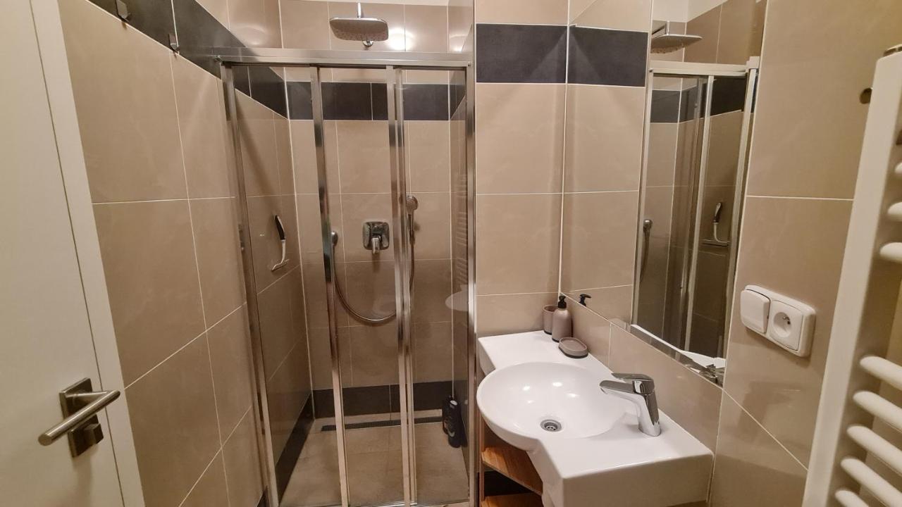 Apartment Near Congress Centre I. Прага Экстерьер фото