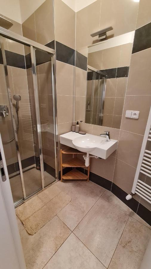 Apartment Near Congress Centre I. Прага Экстерьер фото